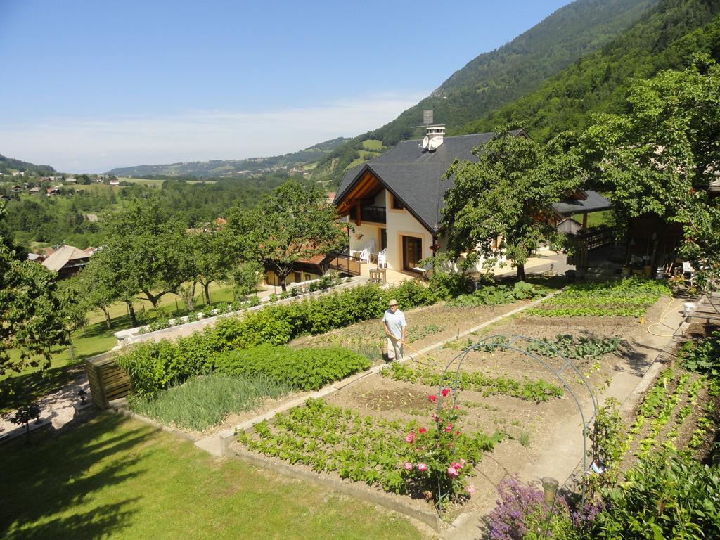 Hotel Plein Soleil Vacheresse Bagian luar foto